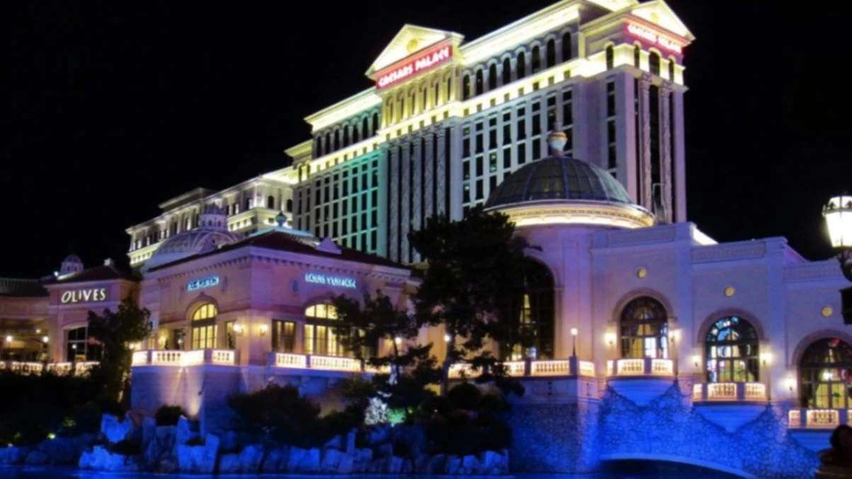 Tilman Ferttita acquires Caesars Entertainment