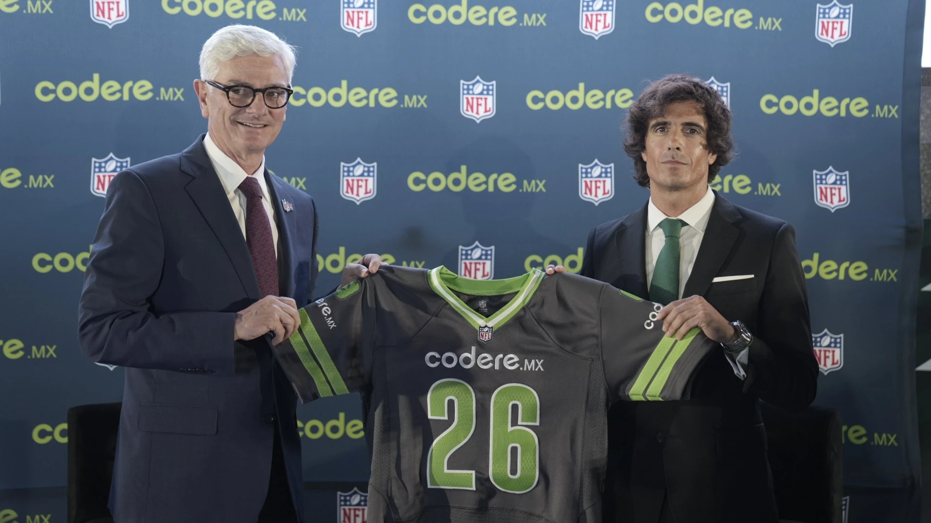 Codere Online and NFL executives unveil Mexico partnership jersey with Codere.mx branding
