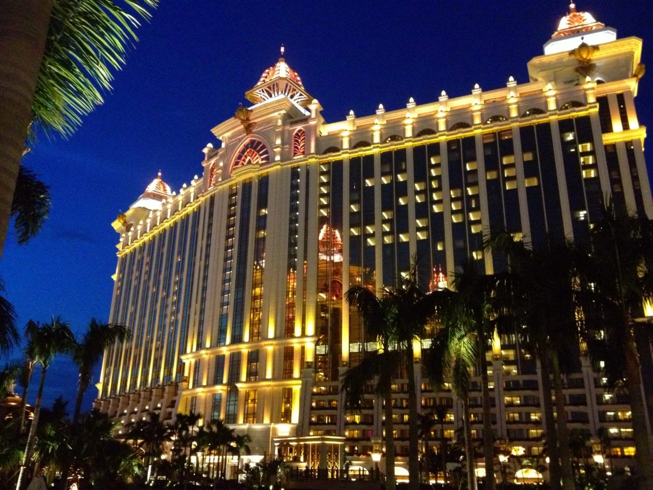Macau gambling revenue