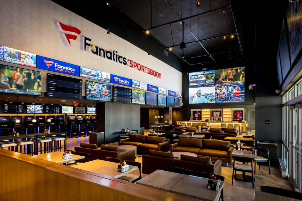 Fanatics Sportsbook: Does FanCash Top Other Reward Programs?