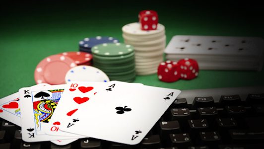 15 Lessons About poker You Need To Learn To Succeed