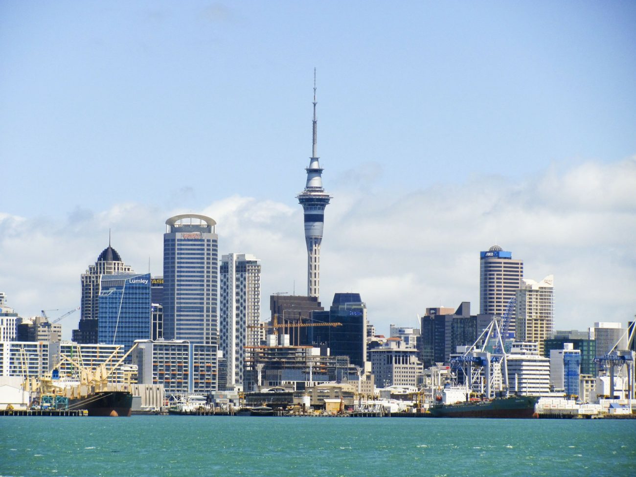 888, Betway and Bet365 among interested operators as New Zealand confirms 15 online casino licences available 