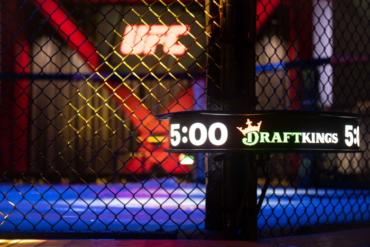 DraftKings Fight Clock UFC