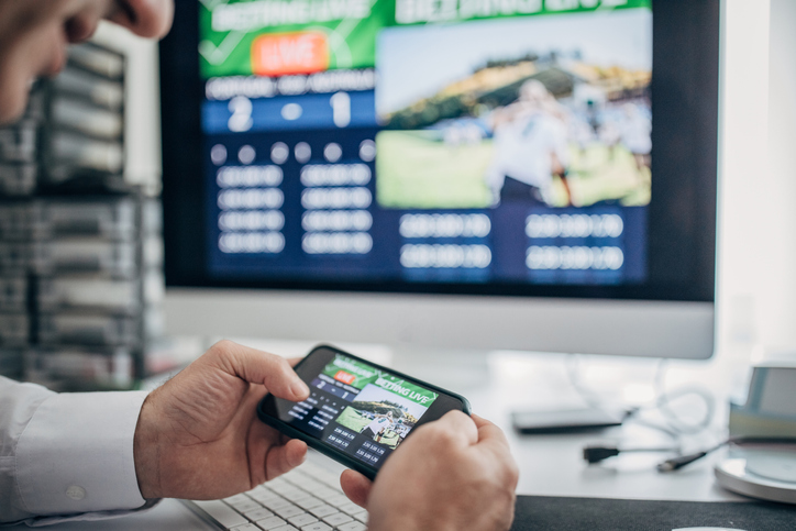 Sports Betting Using Your Computer and Mobile Phone
