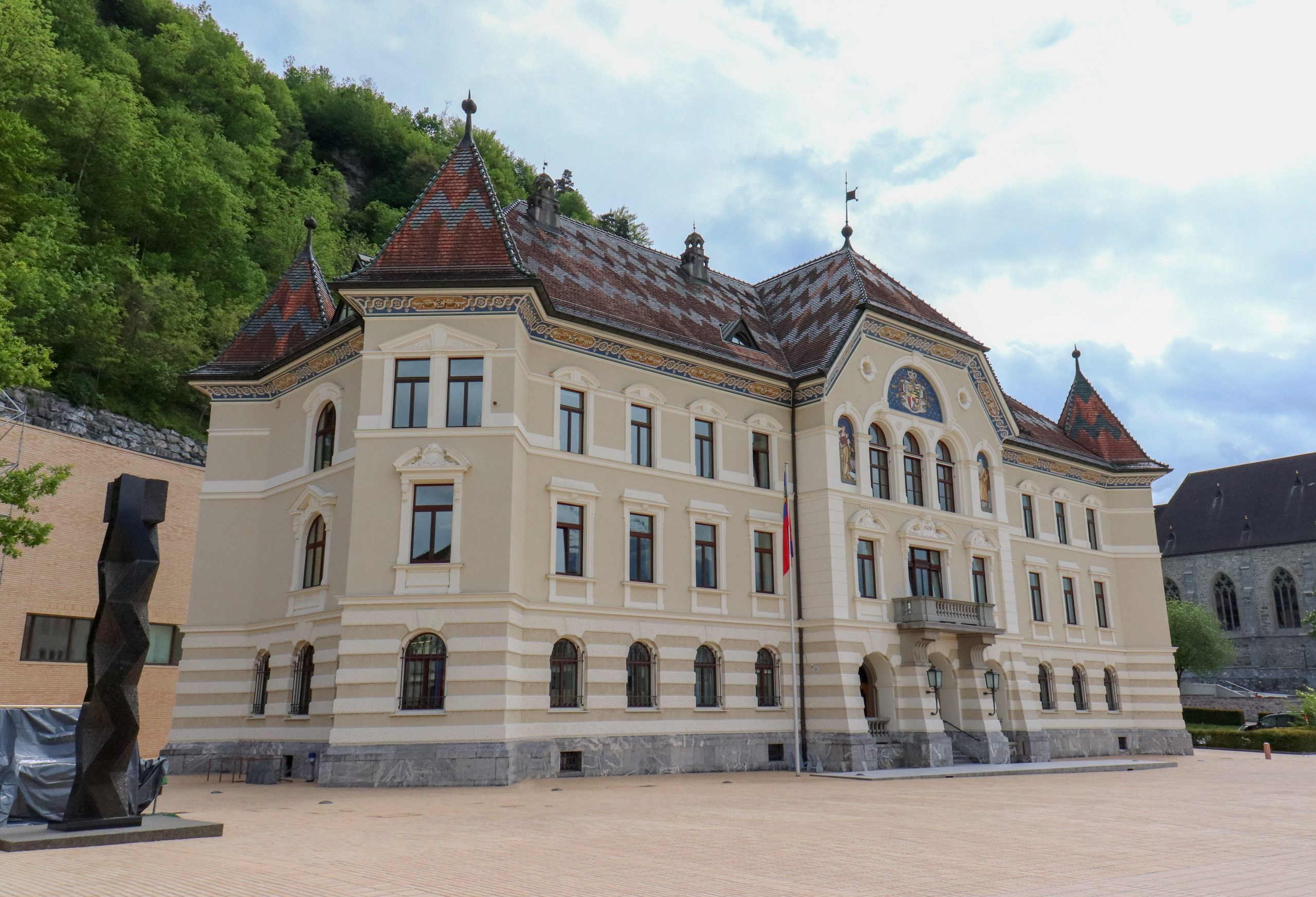 Liechtenstein government extends ban on online gambling until 2028